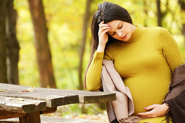 هل الاكتئاب من علامات قرب الولادة